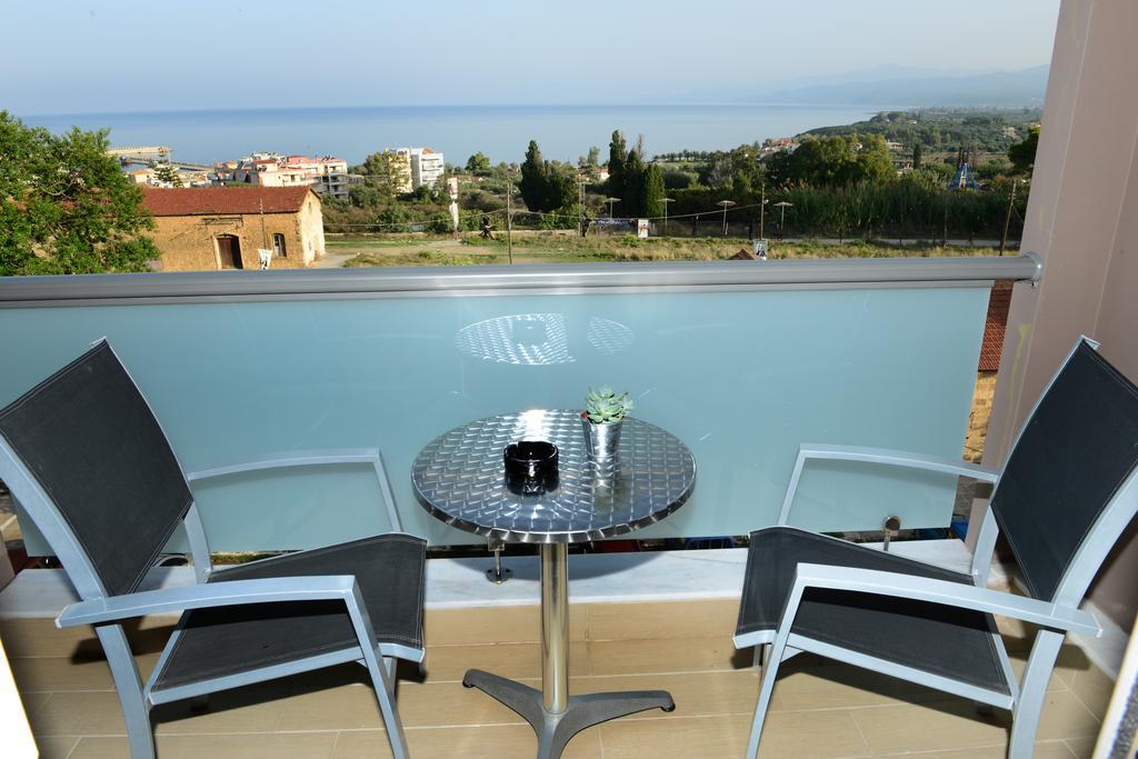 Ionion Hotel Kyparissia Exterior photo